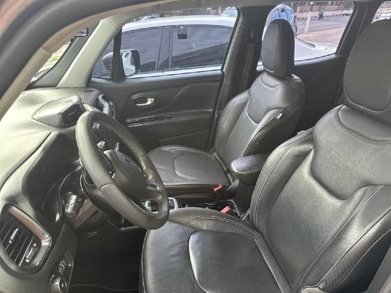 JEEP RENEGADE 1.3 T270 TURBO FLEX LONGITUDE AT6 JEEP RENEGADE 1.3 T270 TURBO FLEX LONGITUDE AT6